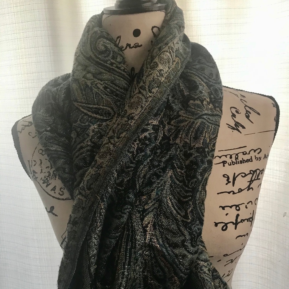 Beautiful Pashmina Silk Scarf.